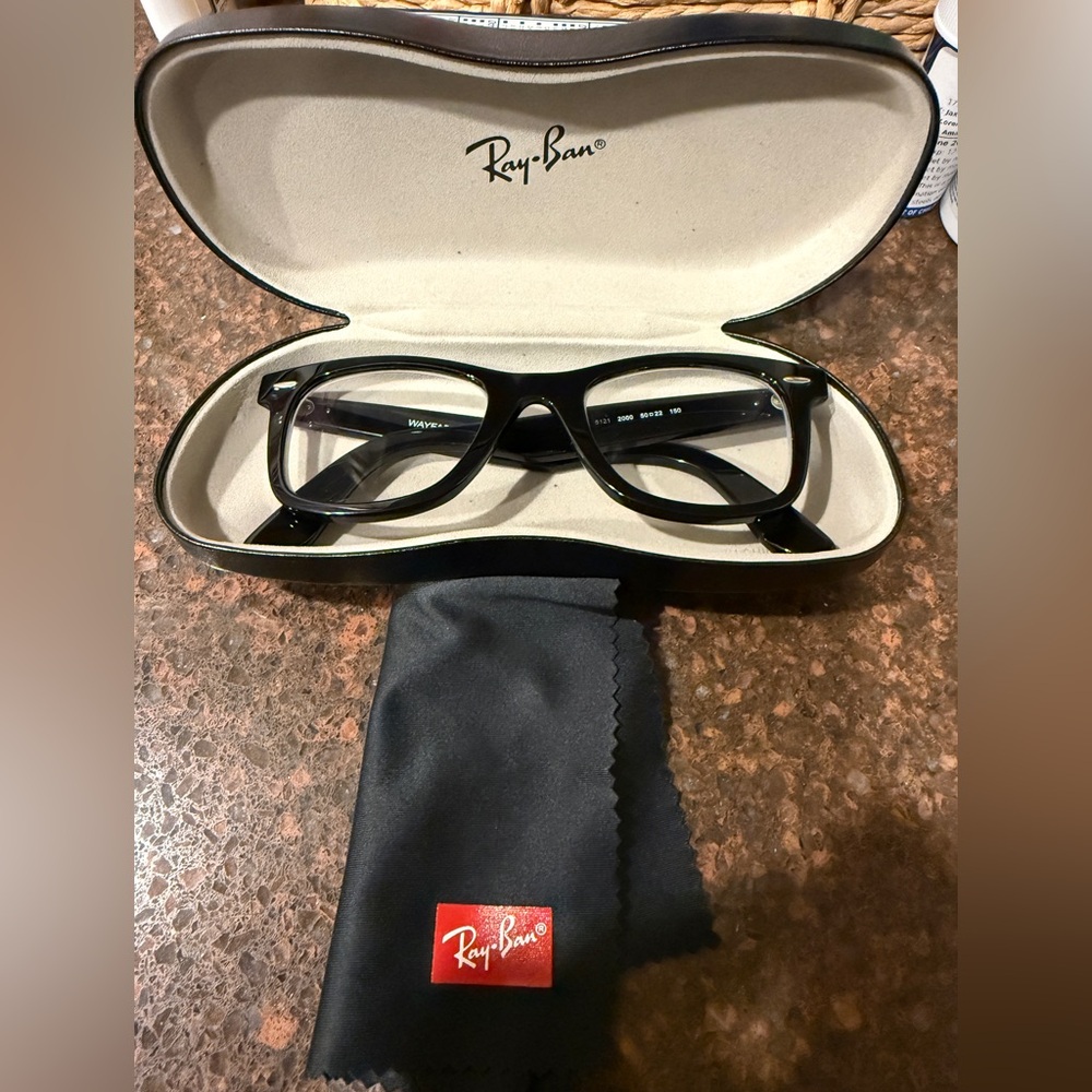 Ray-Ban Black Prescription Glasses with Case and Cloth. Like New.